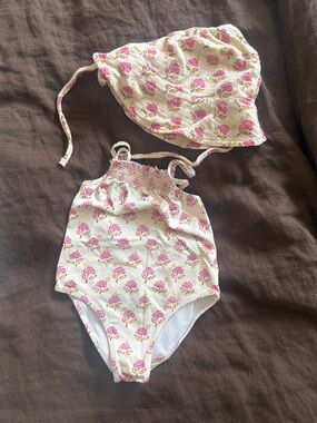 Zara Pink and Cream Floral One-Piece with Matching Hat